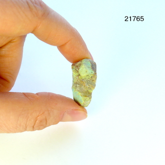 Бирюза натуральная (горбшука) Казахстан арт.21765: 4,8г - 24*15*11мм