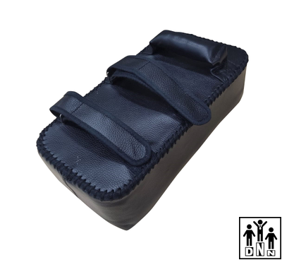 Макивара на руку, натуральная кожа, толщина кожи свыше 2,0 мм DNN