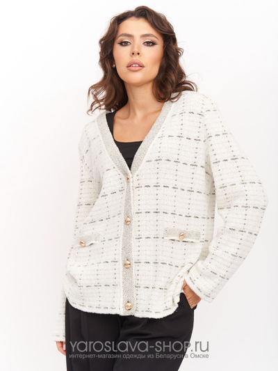Вязаный женский жакет в молочном цвете