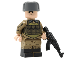 Солдат мотострелок в шапке ушанке | United Bricks Cold War Soviet Motor Rifles Soldier