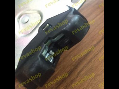 Замок багажника Toyota Corolla E12