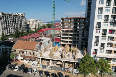 Новый жилой комплекс премиум-класса, расположен в районе Старого города в центре Батуми