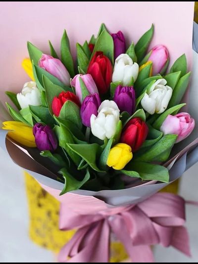 Букет из 21 тюльпана (цвет на выбор)