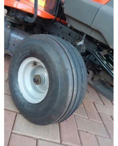 Шина 16X6.5-8 LG-RIB