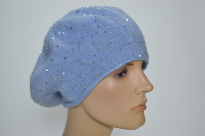 Вязаный женский голубой берет с пайетками Италия Визио 1331