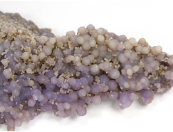 Халцедон фиолетовый виноградный, коллекционный образец, Индонезия (85*45*18 мм, 50 г) №35919