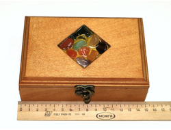 Шкатулка с камнями на крышке "Ромб" (клен) (149*99*49 мм, 330 г) №11173