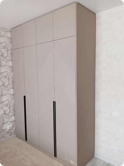 Шкаф для спальни Melted milk