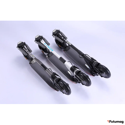 Электросамокат E-TWOW Booster SE белый