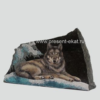 Картина настольная на камне змеевик Пара волков