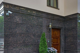 Облицовка вертикальных поверхностей мрамором, гранитом