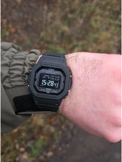 Часы Casio G-Shock GW-BX5600-1A1