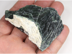 Серпентин, необработанный, дикий образец, Россия, КЧР, Урупский район (75*48*20 мм, 70 г) №37605