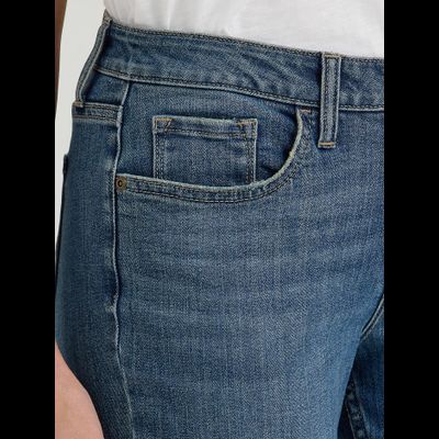 Джинсы Lee® Women's Legendary Regular Straight Jean