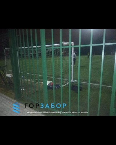 Монтаж под ключ спортивного ограждения