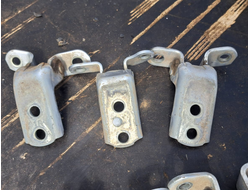 Петля двери Toyota Corolla 150