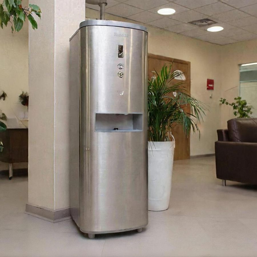 Современный напольный пурифайер в медицинском центре Волгограда