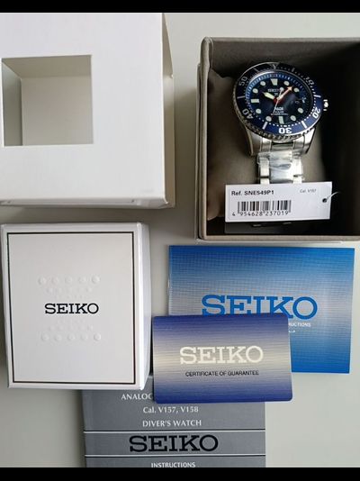 Наручные часы Seiko SNE549P1
