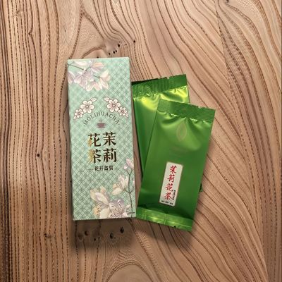 Подарочный набор зелёного чая с жасмином