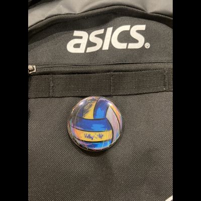 Значок светоотражатель «Волейбольный мяч рисованный»