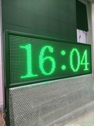 Уличные часы-[88:88]-t-370х1010мм (зеленые)