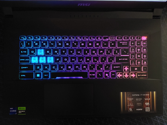 MSI Katana 17 HX B14WGK-053XRU ( 17.3 FHD IPS 144Hz i7-14650HX RTX5070 (8Gb) 32Gb 1024Gb SSD )