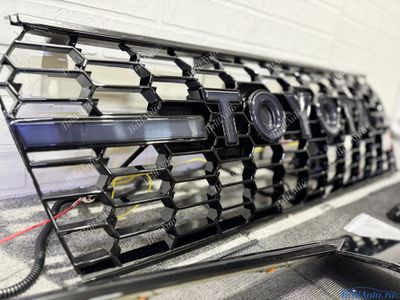 Решетка Toyota Prado 150 18+ GR с подсветкой