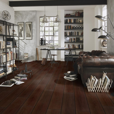 Биополы Wineo PURLINE 1000 wood XL Дуб Спокойный Мокка PL307R в интерьере гостиной