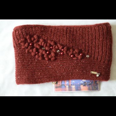 shirokaya-zimnyaya-vyazanaya-poloska-iz-mokhera-vizio-italiya