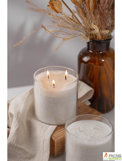 Новогодняя свеча заливная белая с крышкой 10*10см