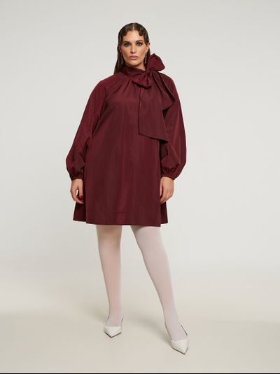 Юбка плиссе для полных в бутике модной одежды большого размера в центре СПб