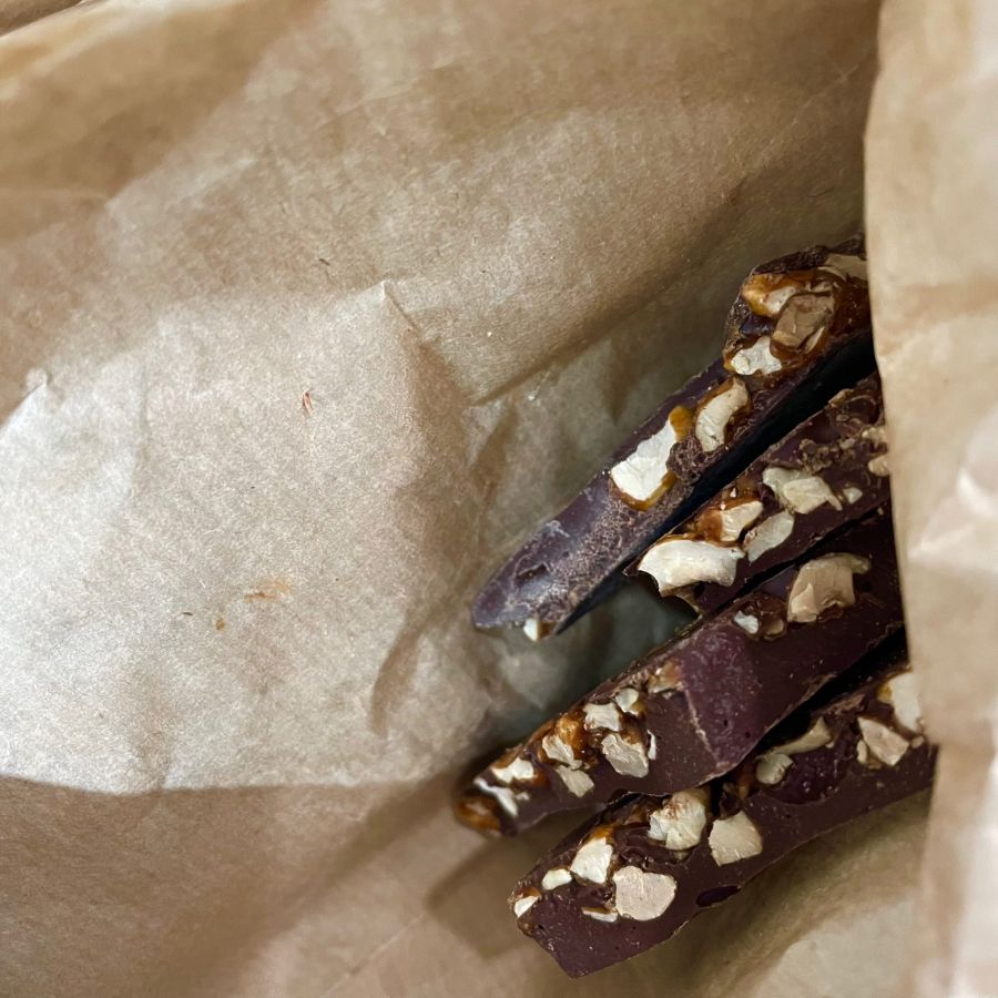 Кусковой Шоколад от Amazing Cacao