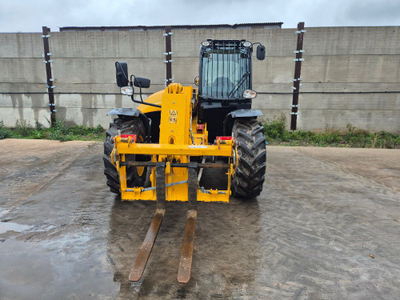 Телескопический погрузчик JCB 531-70, 2023