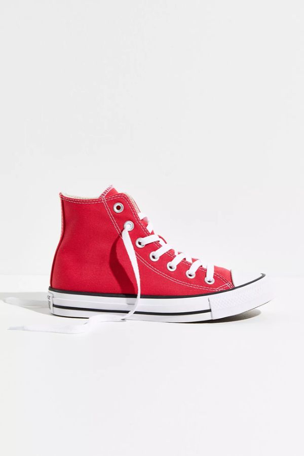 Converse all star red cheap and white