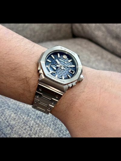 Часы Casio G-Shock MRG-B2100D-2A