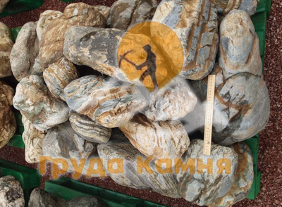 Валун Бонус Мигматит