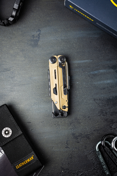 Leatherman Signal Coyote Tan