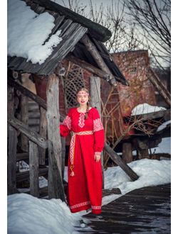 Платье для молодой женщины "Цельность"