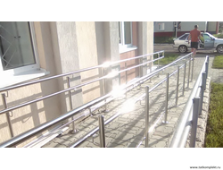 Ограждение для пандусов из нержавеющей стали