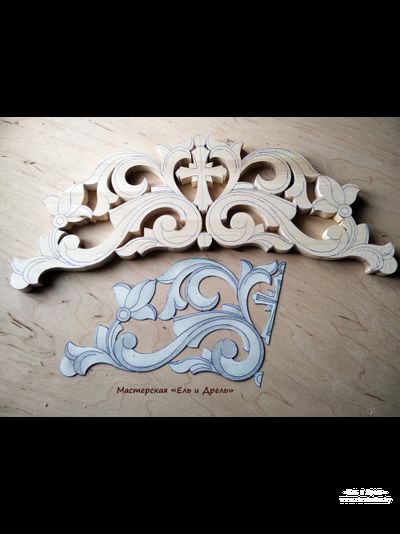 Резное навершие домашнего иконостаса