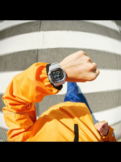 Часы Casio G-Shock DW-H5600MB-8A9