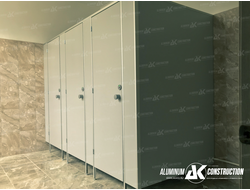 Сантехническая однодверная перегородка