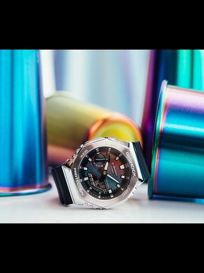 Часы Casio G-Shock GM-2100RW-1A