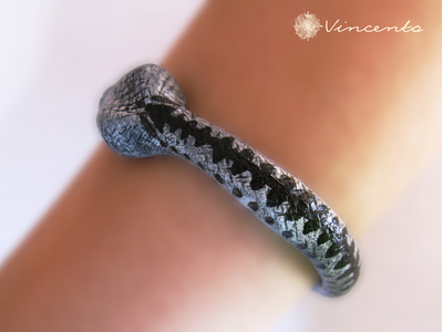 "Хозяйка Сумеречного Леса", необычный браслет в виде серой змеи