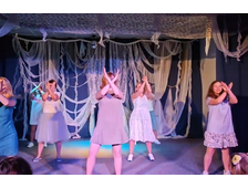 Взрослая танцевальная группа