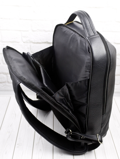 Кожаный рюкзак Roverano black (арт. 3110-01)