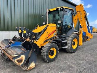 Экскаватор-погрузчик JCB 3 CX
