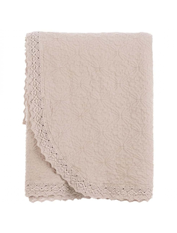 Покрывало из хлопка с кружевным кантом.