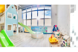 б-р Гагарина 18