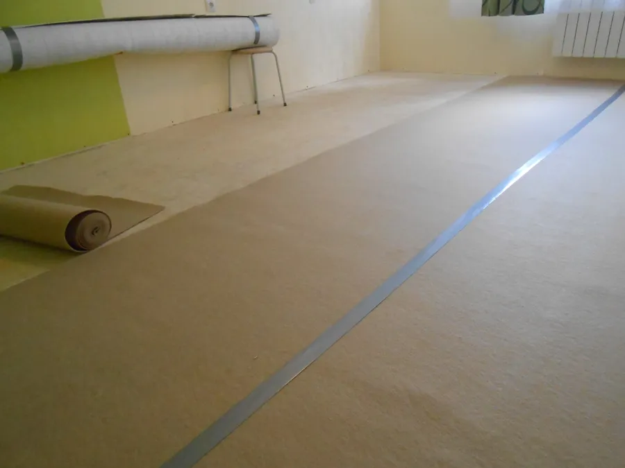 "Виброфлор" служит "развязкой" от предачи структурных шумов между бетонным основанием и лицевой отделкой